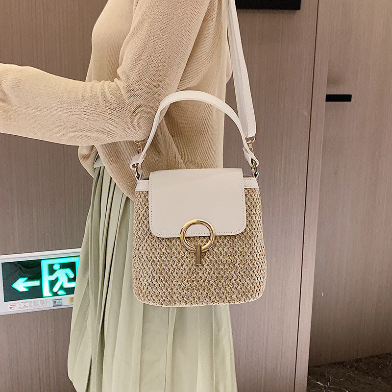 Chic and Natural: Small Straw Woven Purse for Effortless Stylish Summer Vibes
